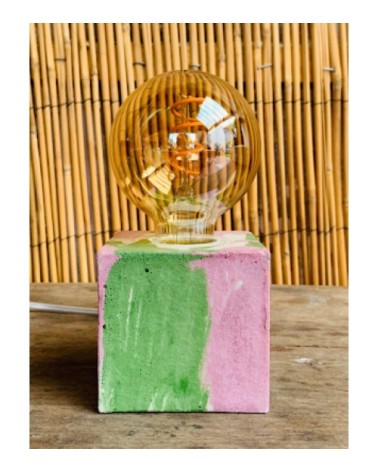 Lampe cube marbré en béton rose & vert