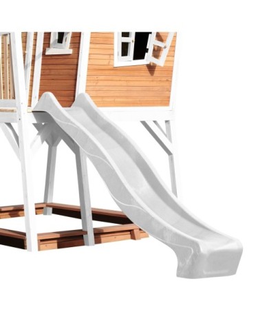 Cabane de en bois brun/blanc et toboggan blanc