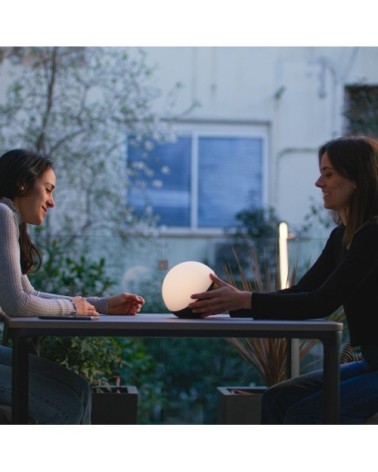 Lampe de table LED portable et réglable en plastique noir