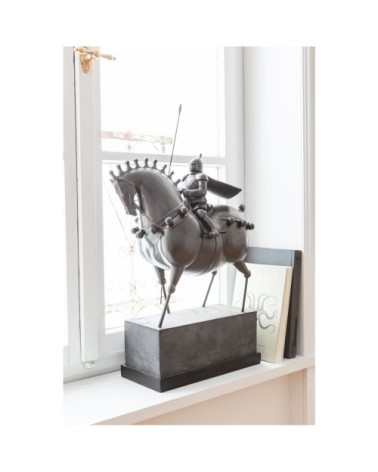 Statuette chevalier en polyrésine et acier H72