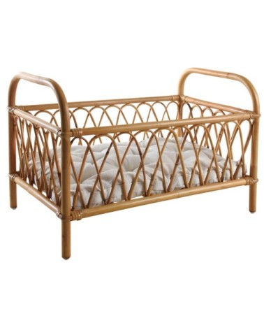 Lit de poupée en rotin