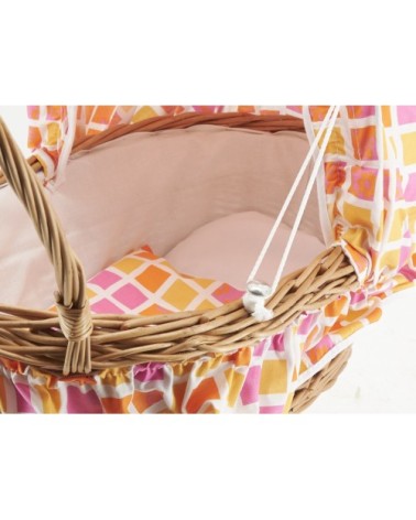 Berceau de poupée en osier buff tissu à carreaux