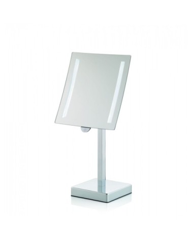 Miroir grossissant lumineux sur pied x3