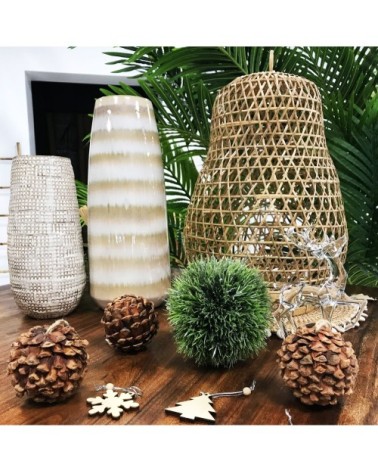 Cloche en bambou décorative