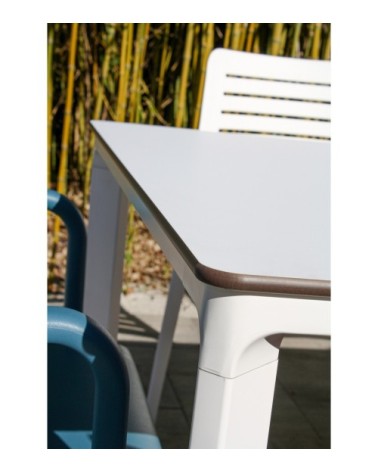 Table de jardin 8 places en aluminium laqué et peinture Epoxy blanc