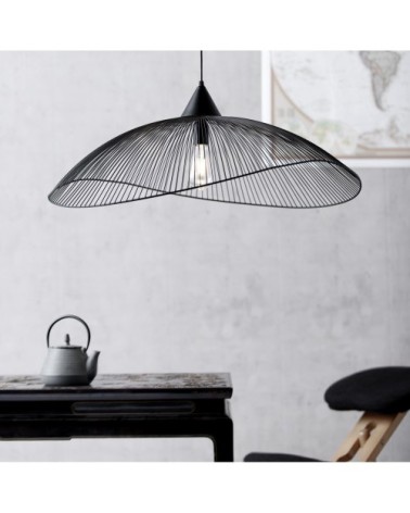 Suspension en métal noir