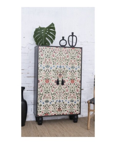 Buffet armoire en pin massif imprimé floral sur fond noir.