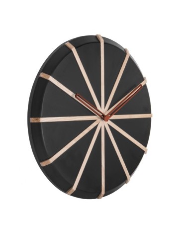 Horloge en bois naturel et noir D35