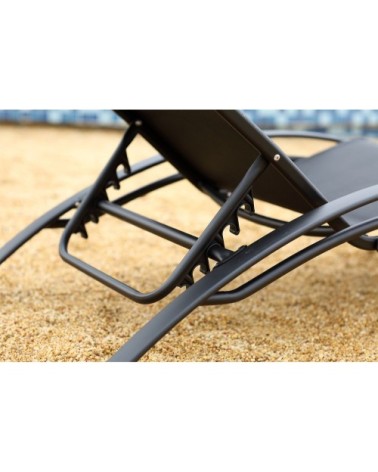 Transat empilable et ajustable en aluminium noir