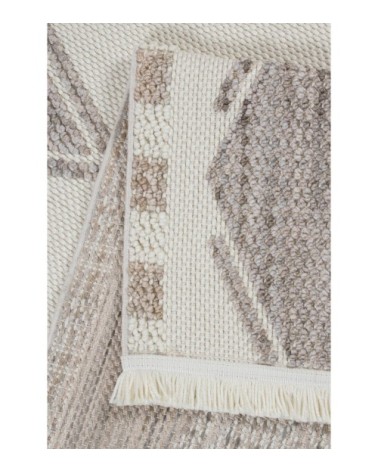 Tapis crème à franges  motif losange en relief 120x160