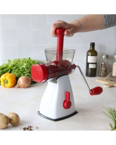 Hachoir à viandes manuel et sa presse