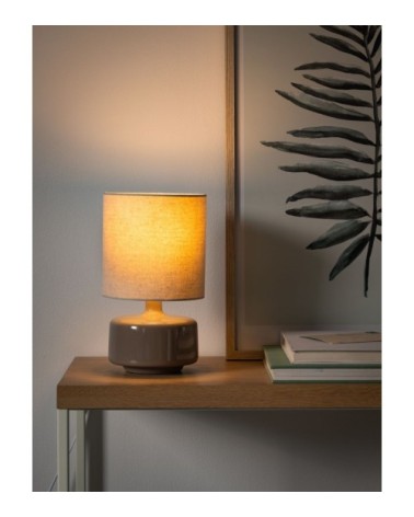 Lampe en céramique beige et abat-jour en coton écru