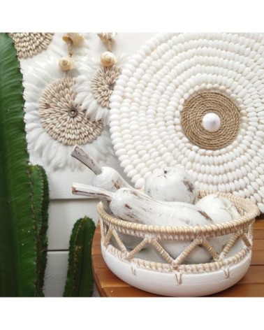 Décoration murale en coquillages blancs D40cm