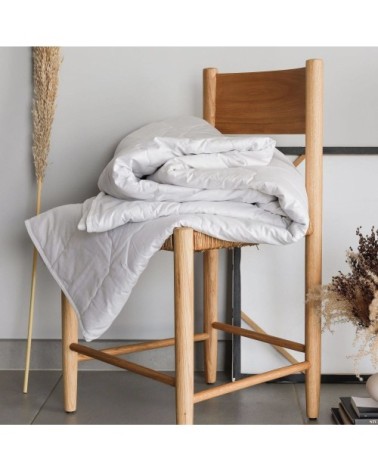 Couette légère en lin et tencel enveloppe coton 240 x 220 cm
