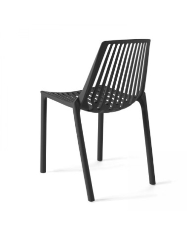 Chaise de jardin ajourée en plastique noir