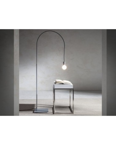 Table d'appointen bois blanc et acier