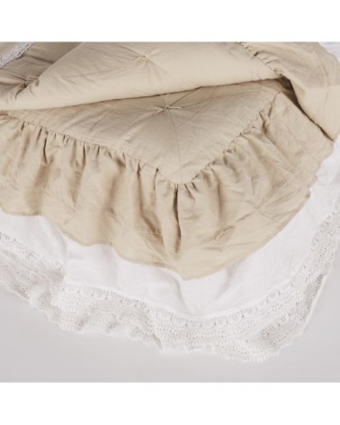 Boutis en coton beige avec volants et dentelle blancs 260x240