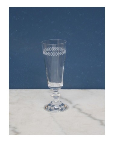 Flute en verre transparent