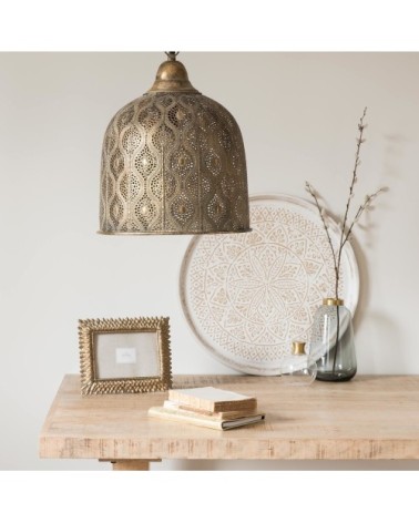 Suspension en métal doré à motifs