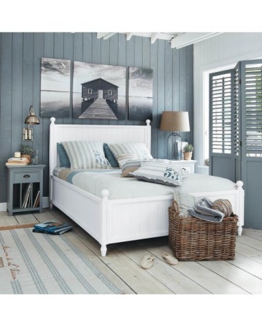 Lit 140x190 en pin blanc avec sommier à lattes