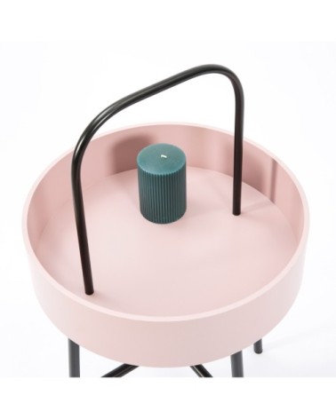 Bout de canapé avec plateau en mdf rose et structure métallique