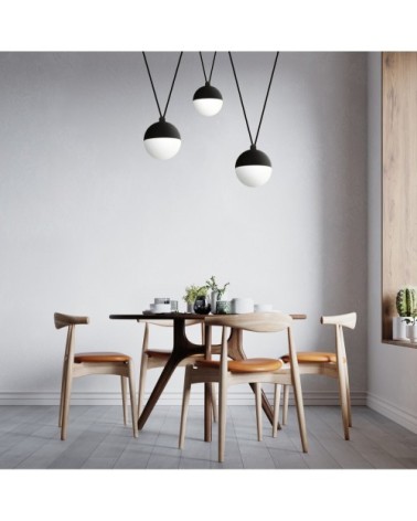 Suspension à 3 boules en plâtre noir et verre