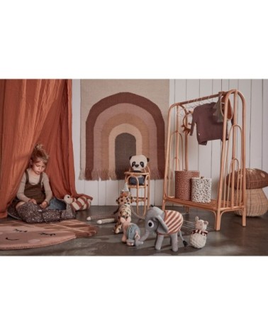 Peluche Henry l'éléphant gris en coton et en polyester H23x22x12cm