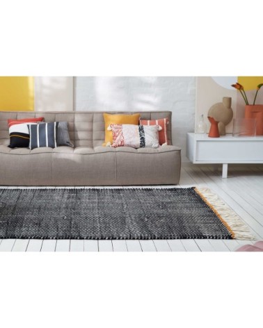 Tapis plat tissé main pure laine vierge à franges noir 160x230