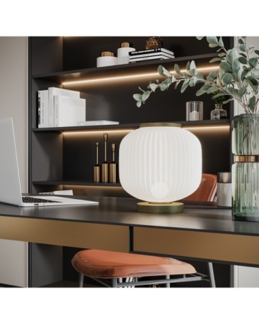 Lampe à poser en verre opaque blanc et métal doré