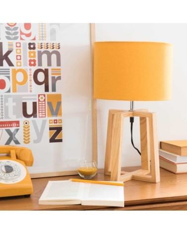 Lampe en hévéa avec abat-jour jaune moutarde