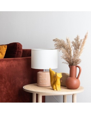 Statuette renard en porcelaine jaune H16