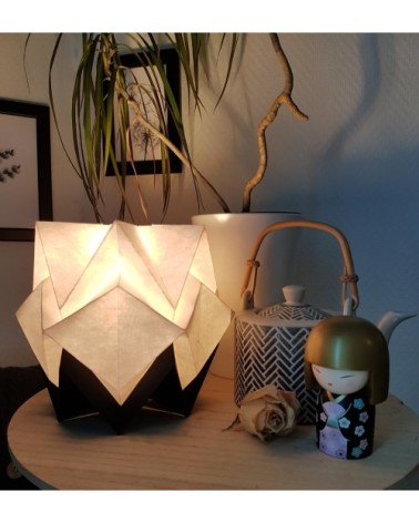 Lampe de table origami bicolore en papier taille S