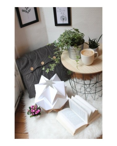 Lampe de table origami ecowood et papier taille S