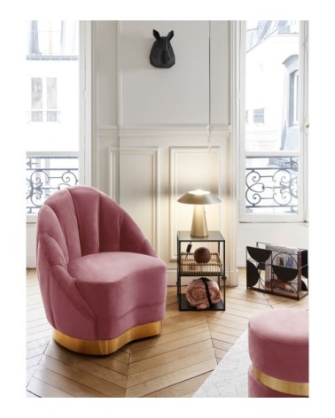 Fauteuil en velours rose vintage, base cerclage doré effet laiton