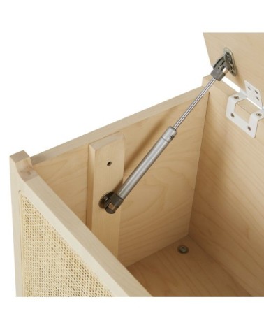 Coffre beige finition cannage en rotin