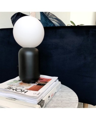 Lampe à poser en métal noir