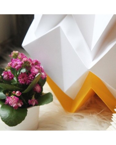 Lampe de table origami bicolore en papier taille M