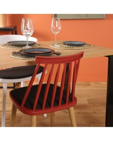 Chaise design nordique rouge
