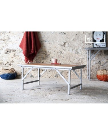 Table basse en teck marron