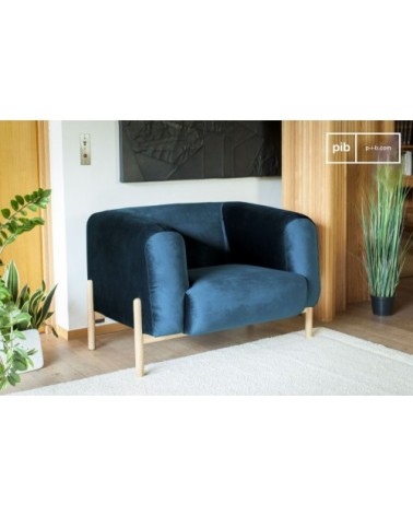 Fauteuil en velours bleu