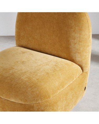 Fauteuil pivotant effet velours ocre