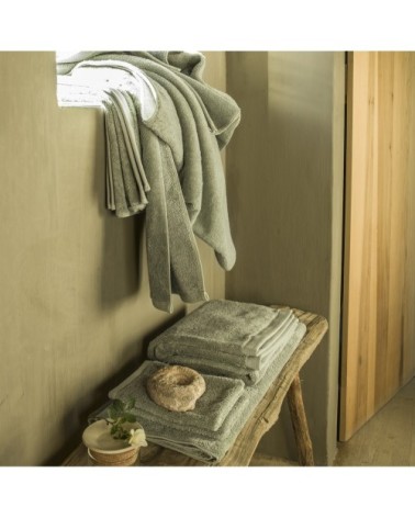 Serviette de bain en coton vert maquis 40x60