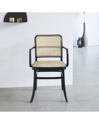 Chaise en acajou massif et cannage avec accoudoirs