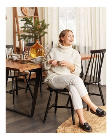 Lot de 2 chaises noires en bois