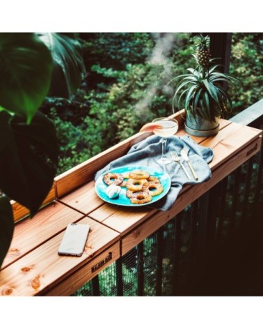 Bar table pour balcon en pin balustrade fine