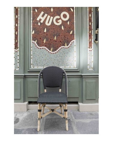 Chaise repas empilable en rotin et fibre synthétique noir