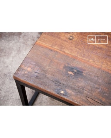 Table basse en bois marron