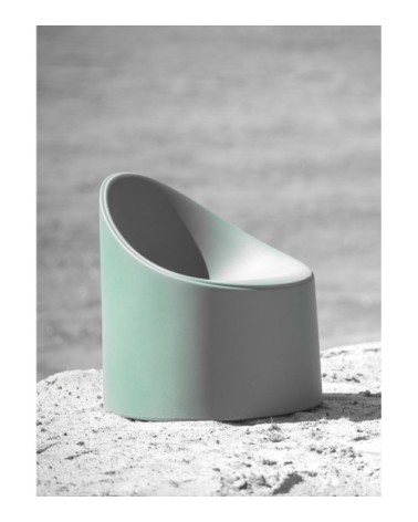 Chaise en résine recyclable bleu provence L65cm