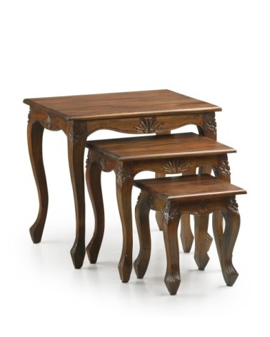 Lot de 3 tables en bois marron. L60 cm, L 45 cm, L30 cm