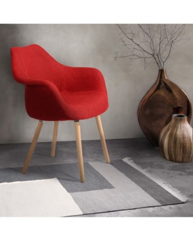 Chaise en tissu rouge